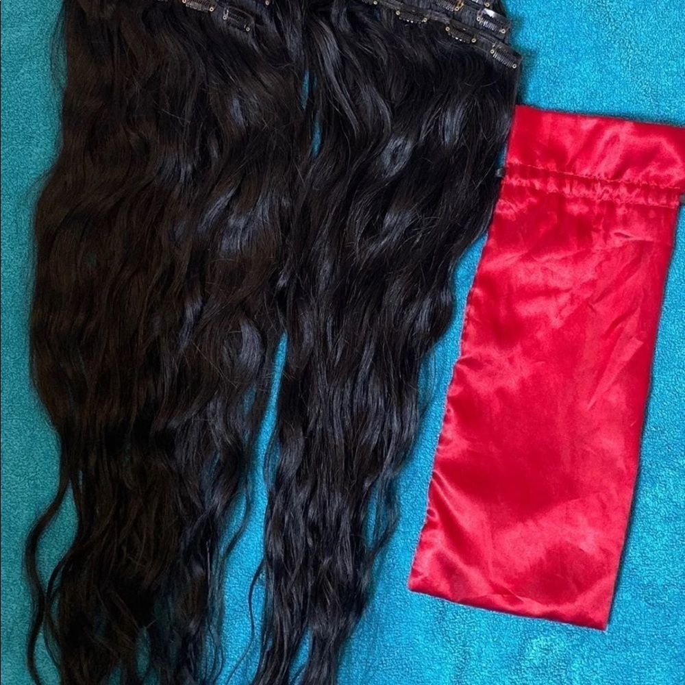 30” Clip in real hair extensions